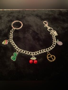 NWOT BagChain Charm